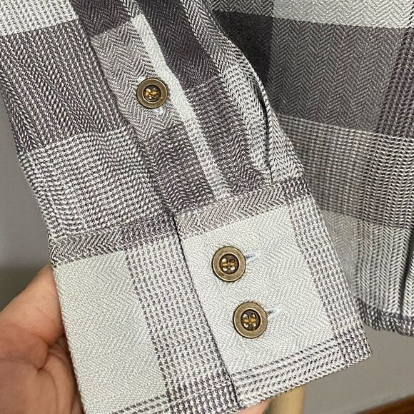 Olive + Oak | Gray Plaid Button Down Top - Picture 8 of 16